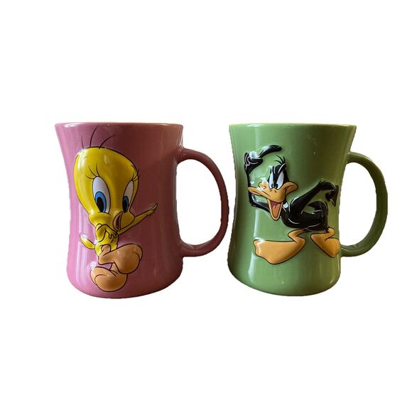 Looney Tunes 3D Coffee Mug Cups SET OF 2 tweety Bird Daffy Duck pink green - Picture 1 of 8